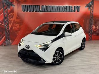 toyota aygo 1.0 x-play+x-touch