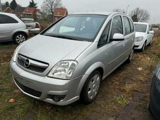 ② opel meriva 1.7 dci bj 2008 km 217 alternator kapot — opel — 2ememain