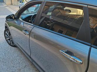 kia niro hybrid premiun