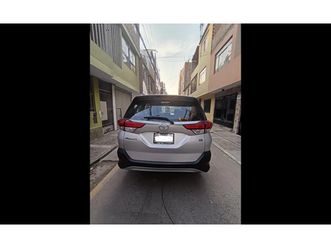 toyota rush 2022 único dueño mecánica gasolina 20k