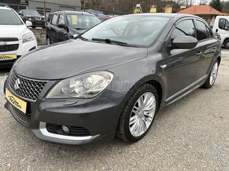 suzuki kizashi 2.4 sport +szervizkönyv+193e.km+