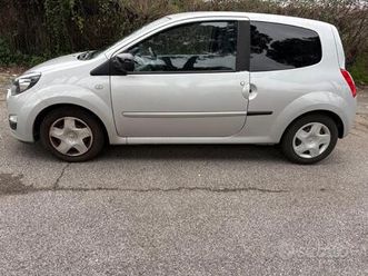 auto new twingo