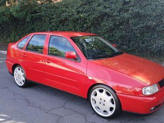 volkswagen polo classic/ special 1.8 mi 2002