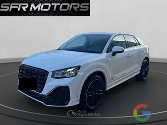 q2 35 tfsi s tronic identity black *promo*