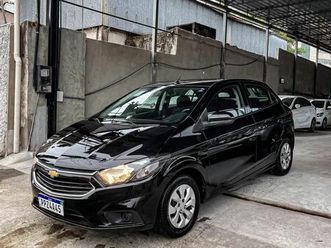 hatch lt 1.0 8v flex mec. 4p