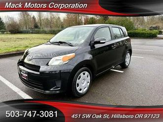 2011 scion xd automatic 85k low miles hatchback 33-mpg hatchback