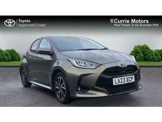 toyota yaris design hatchback's 1.5 vvt-h design e-cvt euro 6 (start/stop) 5dr