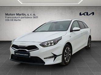 kia ceed sw 1,5 t-gdi m6 silver103kw/140k