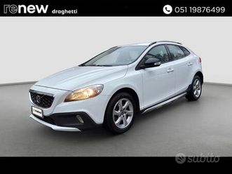 volvo v40 cross country d2 1.6 momentum