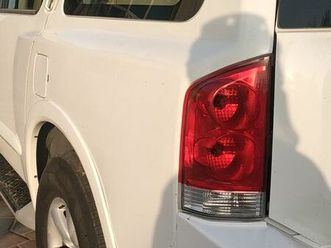 used nissan armada 4wd se 2009