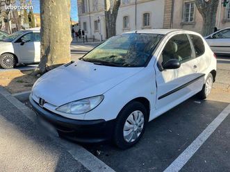 206 1.4 hdi 2 places