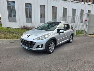 207 phase 2 outdoor 1.6 hdi 92 toit panoramique