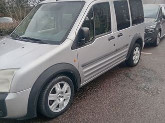 ford tourneo phase 2 1.8 130cv bon état contrôle technique ok moin 6 mois pas de frais à prévoir
