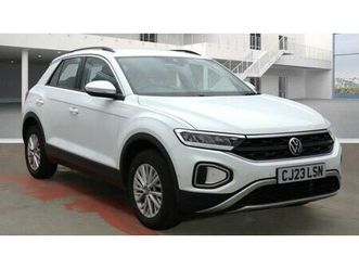 2023 - 1.5 tsi life 5dr