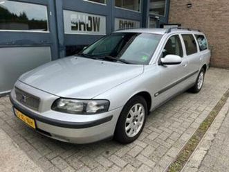 volvo v70 2.4 comfort line, lekt olie — volvo — marktplaats