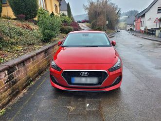 hyundai i30 1.4 t-gdi fastback