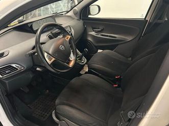 lancia ypsilon 1.3 multijet diesel