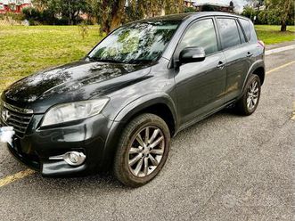 toyota rav4 crossover