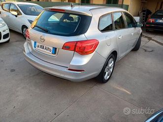 opel astra 1.4 turbo 140cv sports tourer gpl tech