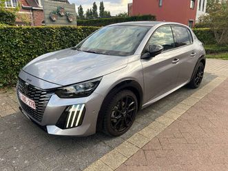 peugeot 208 gt line 1.2 i/4.602 km/alcantara/panorama dak