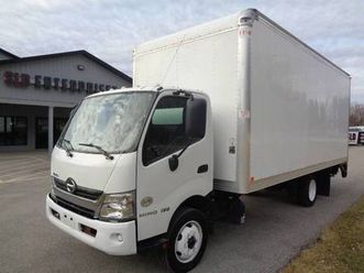 2020 hino 195 xjc740 / xfc740 w/20’ box and tuck under liftgate