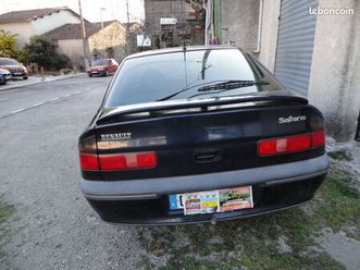renault safrane 2.5 essence