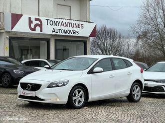 volvo v40 2.0 d2 kinetic