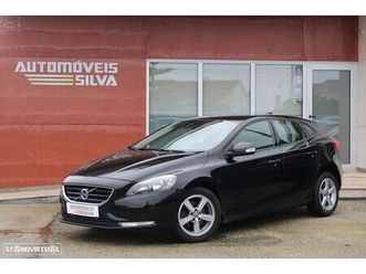 volvo v40 2.0 d2 momentum