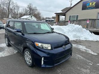 2013 scion xb wagon