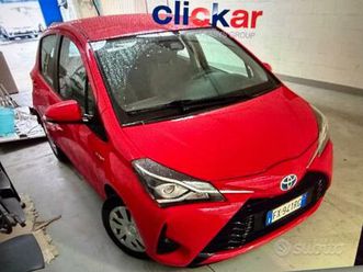 toyota yaris 1.5 hybrid 5 porte cool