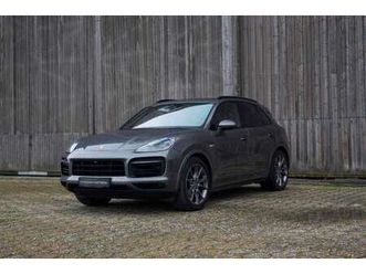 hybrid/sportdesign/luchtvering/volleder/bose/14way