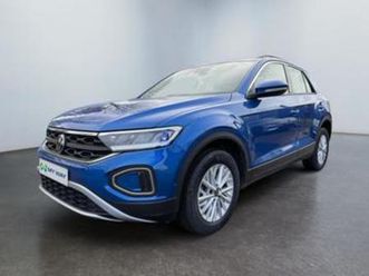 ② volkswagen t-roc life*carplay*clim auto*attelage*capteurs av — volkswagen — 2ememain