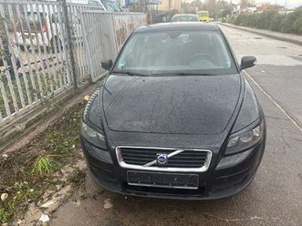 volvo c30 1,6 d na ime kupca 2250 € karambol d bok, 2008 god.