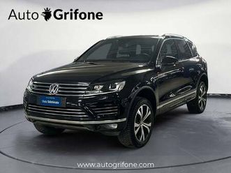 volkswagen touareg 3.0 tdi 262 cv tip. bluemotion technology executive del 2017 usata a modena