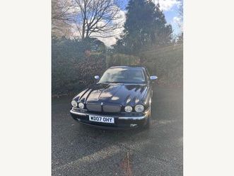 4.2 v8 portfolio 4dr