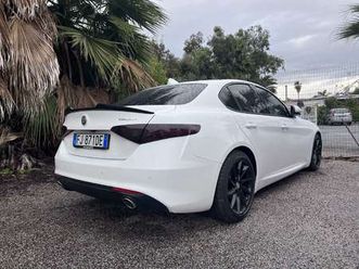 2.2 t business sport launch edition 180cv auto