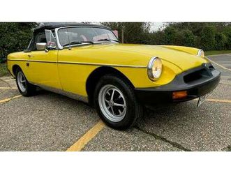 1980 mgb roadster. inca yellow. ready to be enjoyed. a vendre