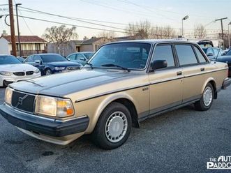 1990 volvo 240 dl 4d sedan