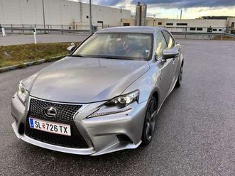 lexus is f-sport 300h