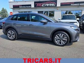 q4 e-tron business a. 500 km autonomia permute