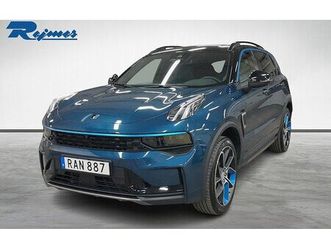 lynk & co 01 phev rattvärme 360-kamera infinity-ljud pano keyless