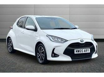 toyota yaris design hatchback's 1.5 vvt-h design e-cvt euro 6 (start/stop) 5dr