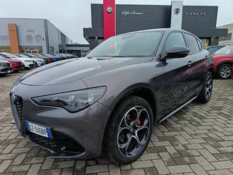 alfa romeo stelvio stelvio 2.2 turbodiesel 210 cv at8 q4 veloce del 2025 usata a alessandria