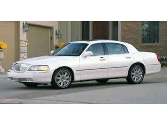 used 2004 lincoln town car ultimate