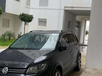 volkswagen touran diesel automatique 2011 à tanger