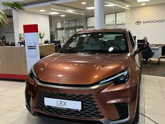 lexus lbx 1.5 hybrid elegant