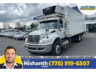 2017 international 4400 26’ tandem axle reefer box + tuckaway tailgate