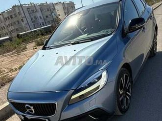 volvo v40 cross country automatique à casablanca