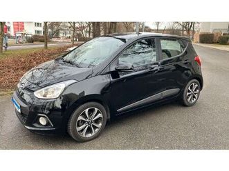 hyundai i10 1.2 yes! gold yes! gold