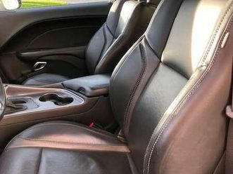 dodge challenger r/t 5.7 hemi v8